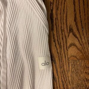 ALO Yoga White Ribbed jogger pants